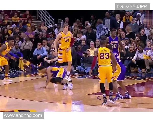 必一体育记录队员赛场染黄事件详细分析与影响探讨