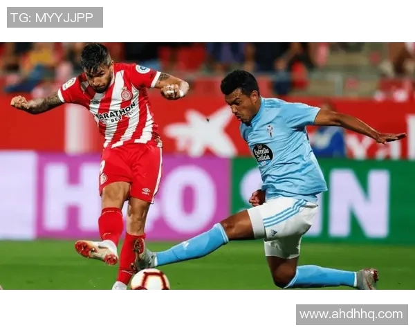 塞维利亚球员因伤休战六周，对球队后防实力造成重大影响