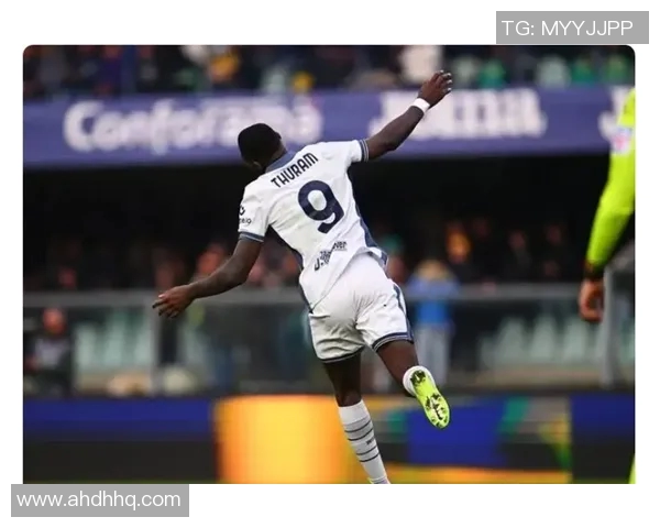 拉齐奥逆袭米兰,意甲强势登顶排名,国米背靠背失分跌至第三 拉齐奥逆袭米兰,意甲强势登顶排名,国米背靠背失分跌至第三